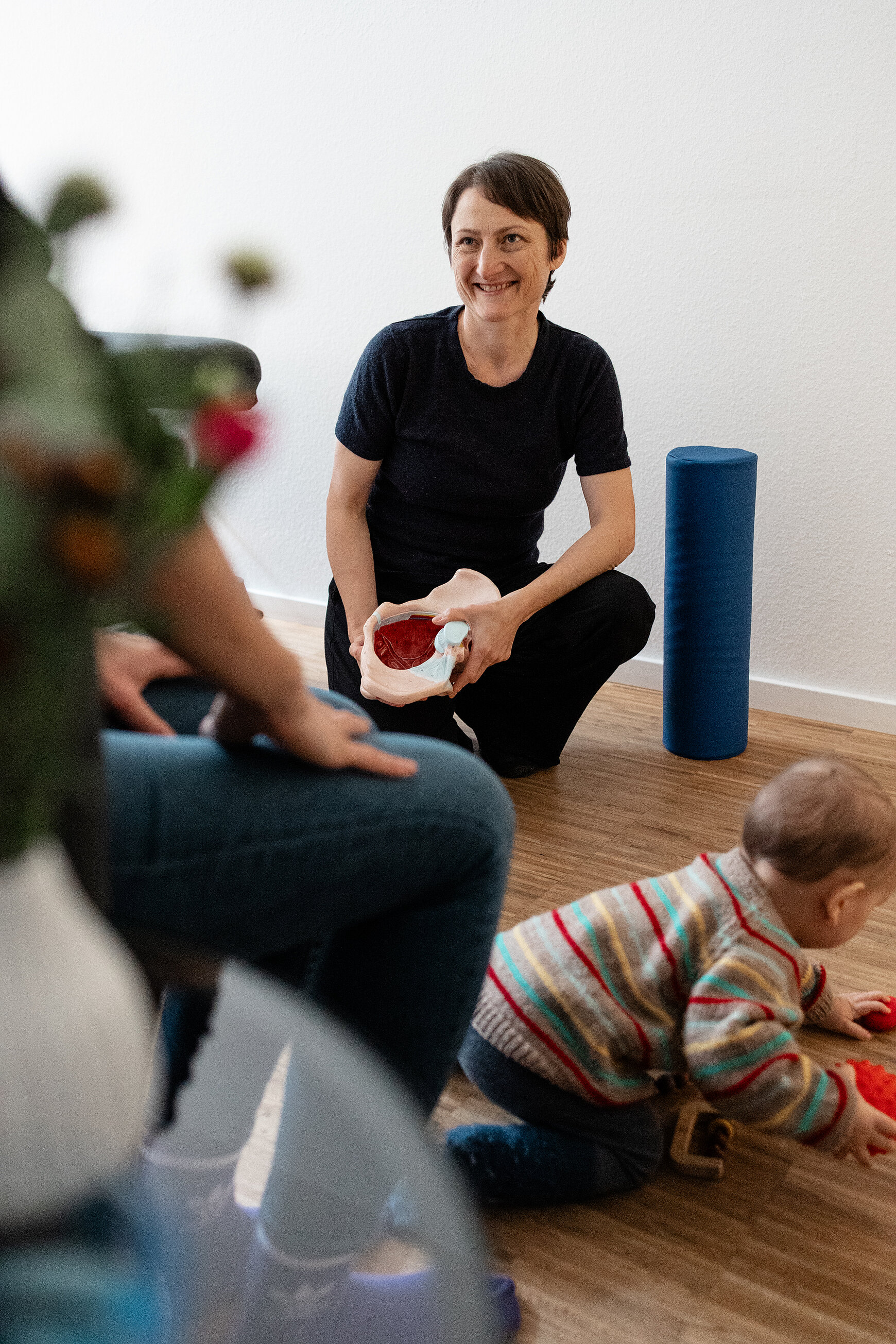 Besprechung des Therapiekonzepts Beckenbodentherapie für Frauen, Physiotherapie Sakava, Lobuschstrasse 12, 22765 Hamburg-Altona