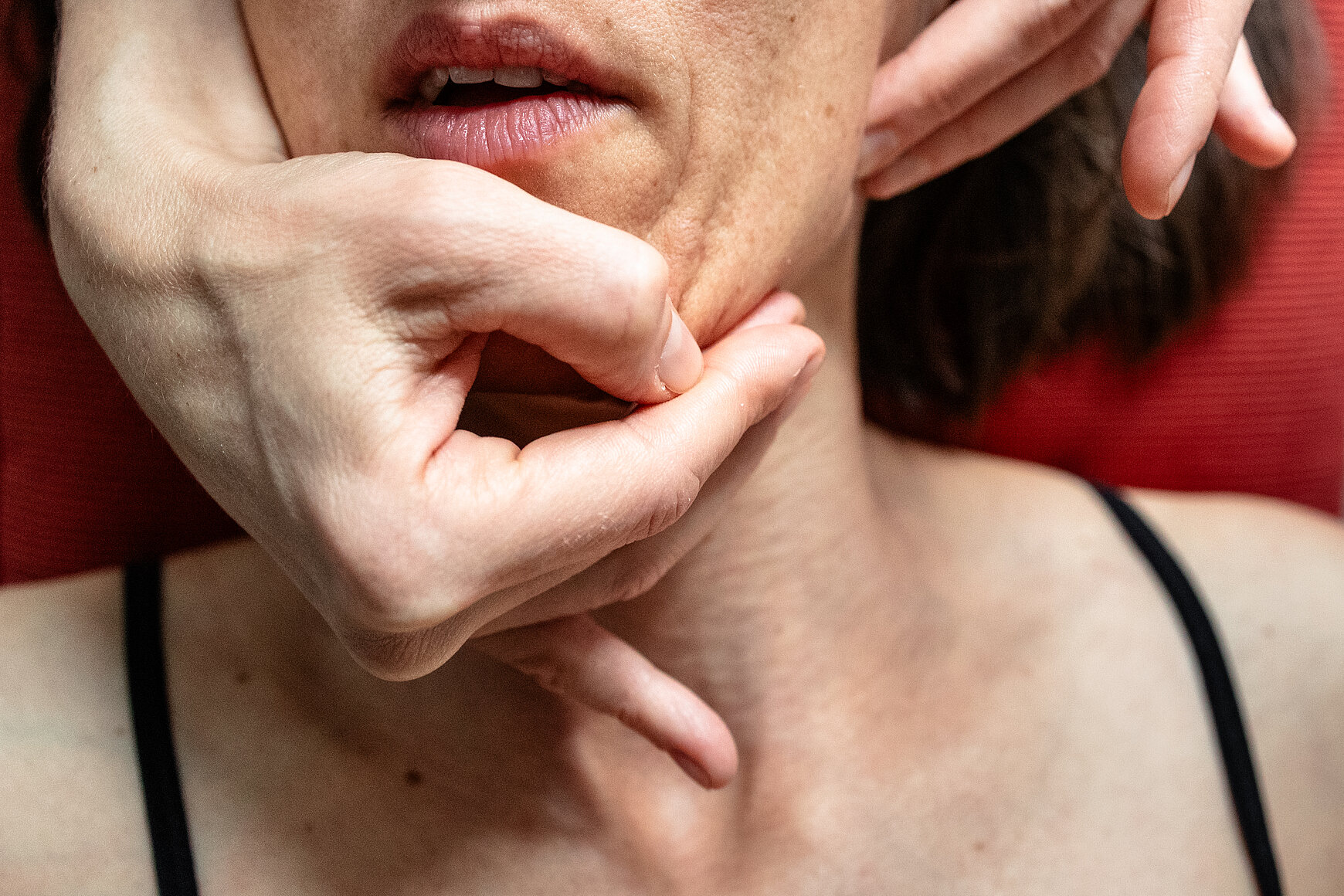 Lockerung und Koordination der Kiefermuskulatur Kiefergelenktherapie bei CMD, Physiotheraie Sakava, Lobuschstrasse 12, 22765 Hamburg-Altona